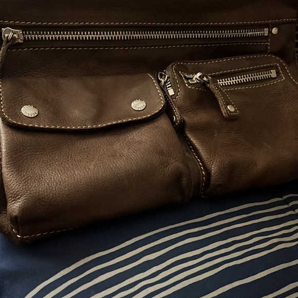 Fossil Shoulder Bag with Adjustable Strap - Picture 4 of 6